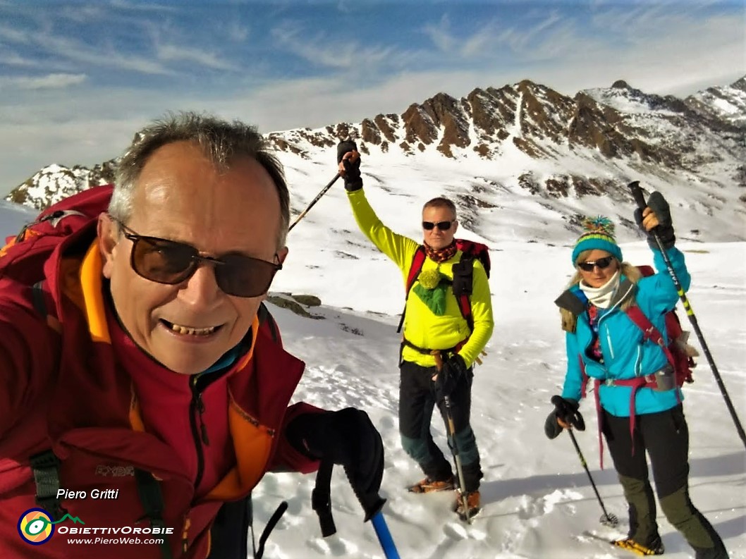 03 Pestando neve dal Passo (2137 m) a Cima di Lemma (2348 m) .jpg